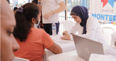 En Los Garzones, El gobierno de Montería llegó con la fiesta de la Feria del Emprendimiento