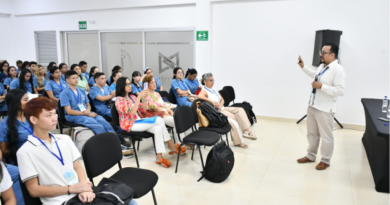 “La Inteligencia Artificial facilita la vida, pero no sustituye al profesional”: científico Israel Parra Ortega en Convención de Salud en Unicórdoba